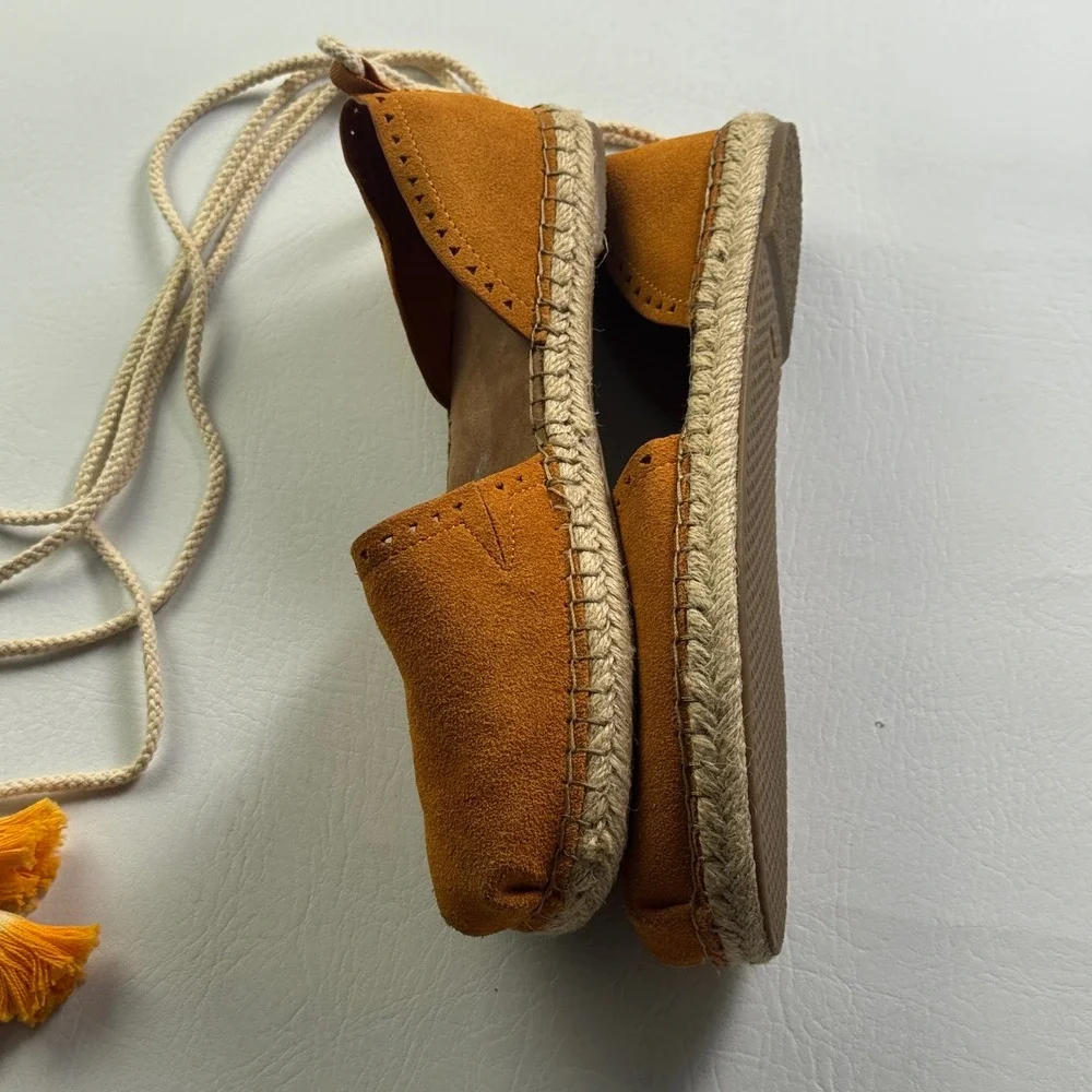 TOMS Valencia Burnt Orange Suede Lace Up Tassel Espadrille Flats Womens 9.5